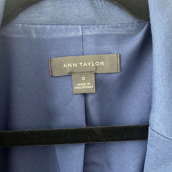 Ann Taylor Suit Jacket in Pure Sapphire - Picture 2 of 7